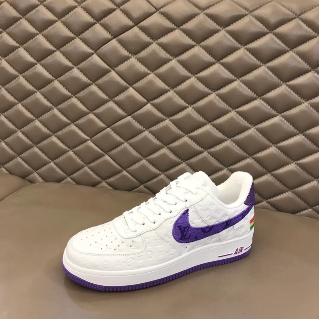 Men's shoes 💰p420 "*OUIS *UITTO*" x OFF-WHITE x Nike tripartite collaboration! Trendy and cool men's casual sports shoes with unrivaled color matching. The design idea basically continues the style of THE TEN. The Swoosh line and tongue label have a very familiar visual effect and are both fashionable and trendy! A must-have for fashionistas! The effect on your feet is absolutely stunning! (The original drawer packaging accessories are complete) Code number 38-45